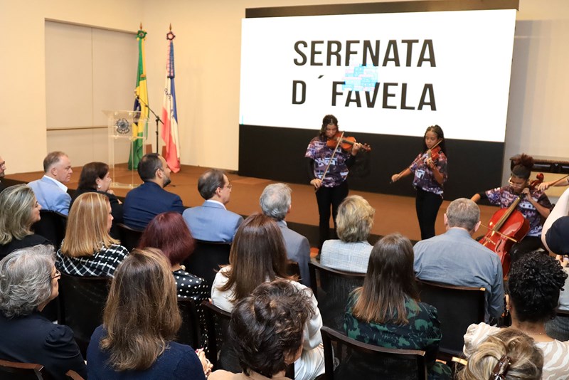 Palácio Anchieta recebe a exposição “Novos Viajantes” com trabalhos de 34 artistas do Espírito Santo