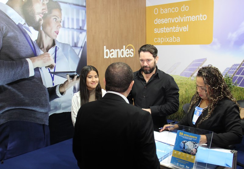 Programa de ppp do Bandes apresentado na Feira de Cidades Inteligentes
