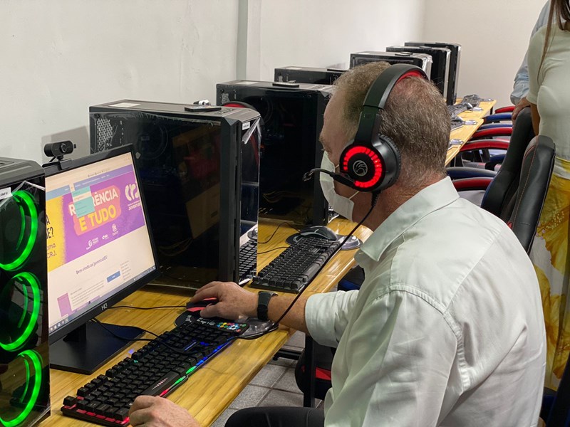 Governador visita obras do Centro de Referência das Juventudes (CRJ) Aracruz