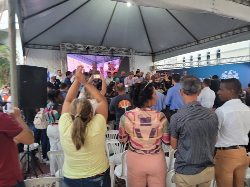 Governador entrega obras e anuncia novos investimentos em Cachoeiro de Itapemirim