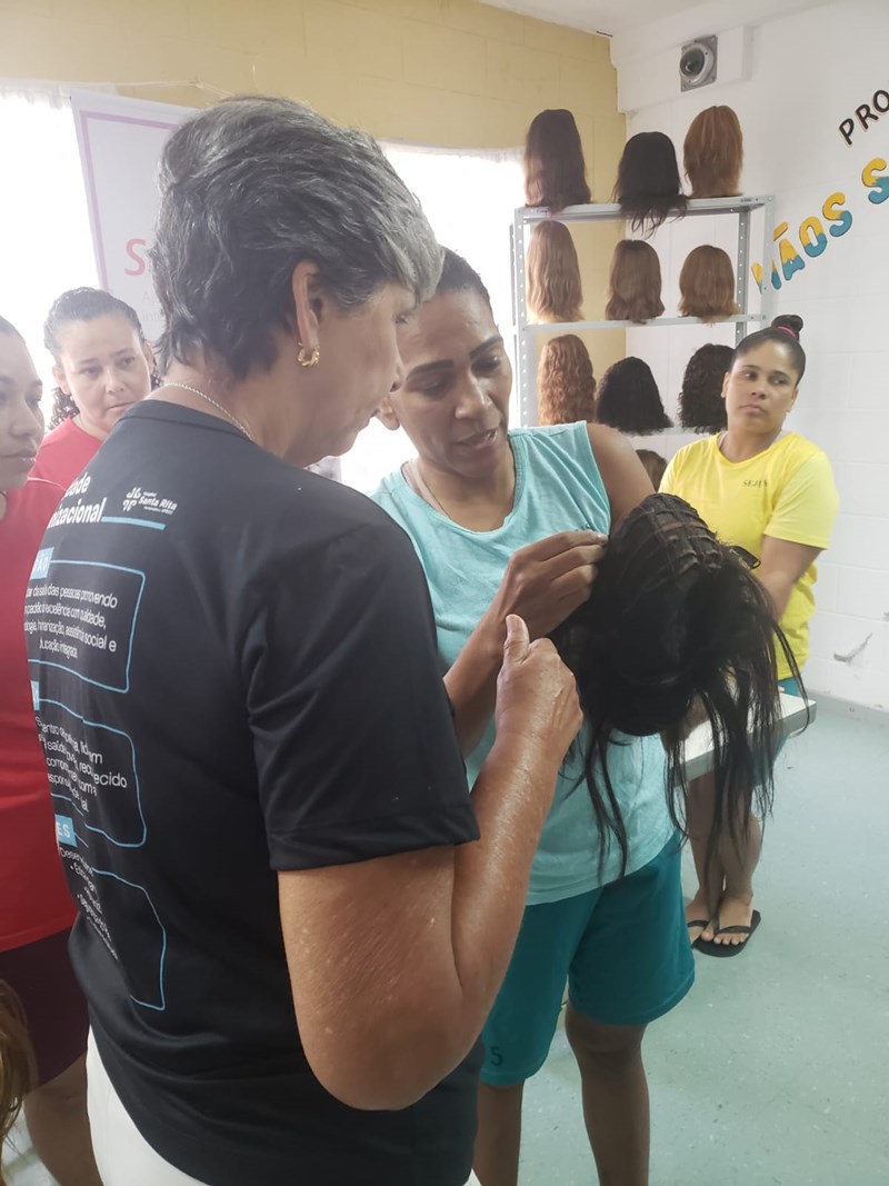 Centro Prisional Feminino de Colatina recebe visita de representantes da Afecc
