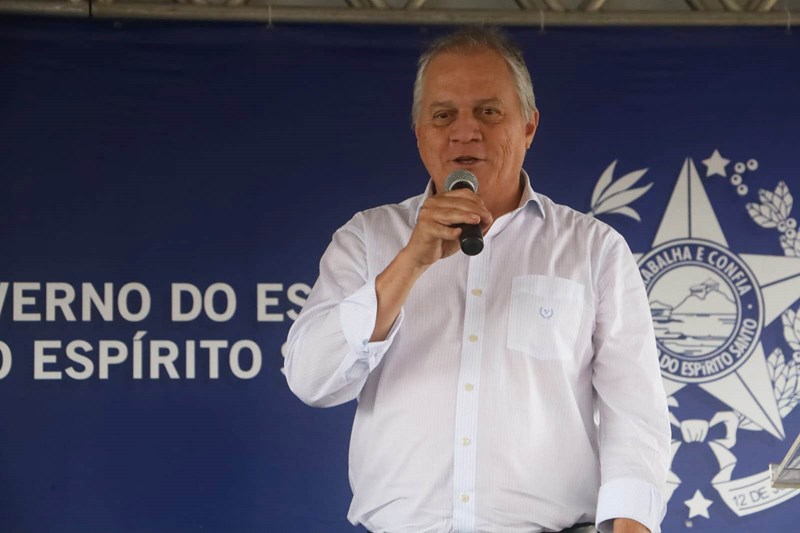 Governo do Estado realiza entrega de equipamentos agrícolas para 34 municípios