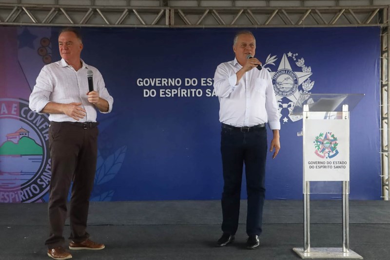 Governo do Estado realiza entrega de equipamentos agrícolas para 34 municípios