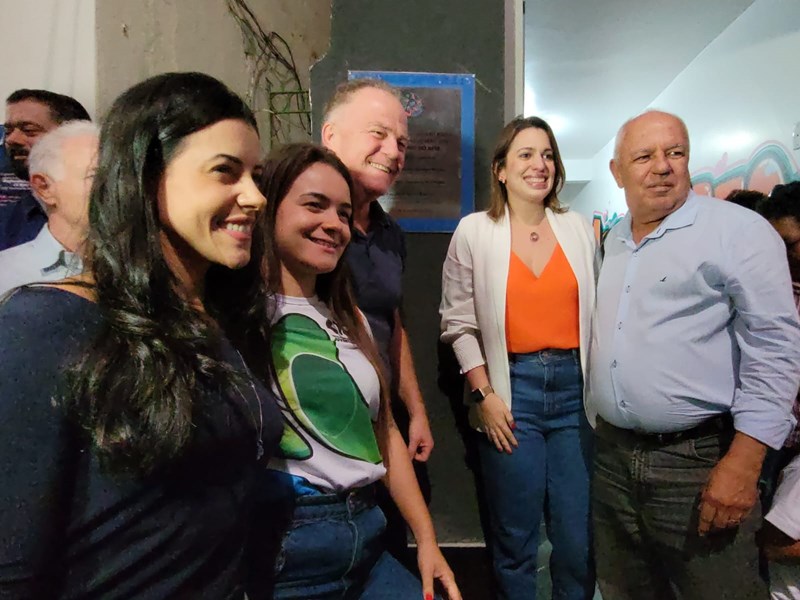 Vitória recebe dois novos CRJs em São Pedro e no Território do Bem