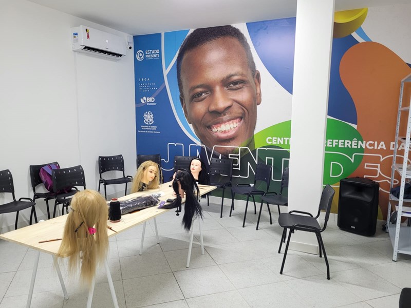 Vitória recebe dois novos CRJs em São Pedro e no Território do Bem