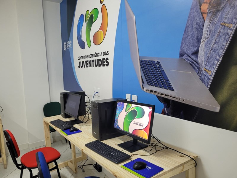 Vitória recebe dois novos CRJs em São Pedro e no Território do Bem