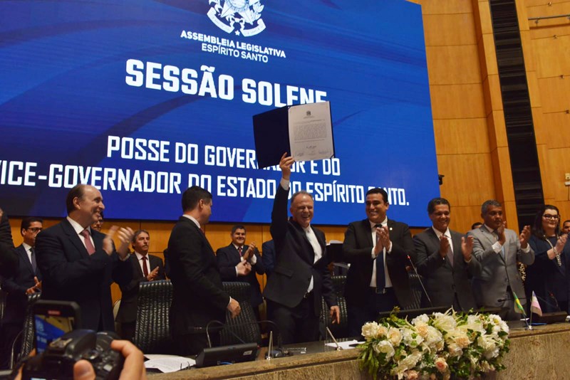 Renato Casagrande é reconduzido ao cargo de governador do Espírito Santo