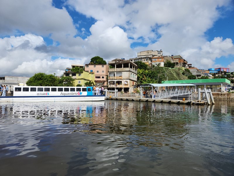 Governador acompanha teste da embarcação do novo Aquaviário