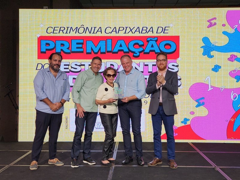Cerimônia homenageia vencedores da Olimpíada Brasileira de Matemática das Escolas Públicas