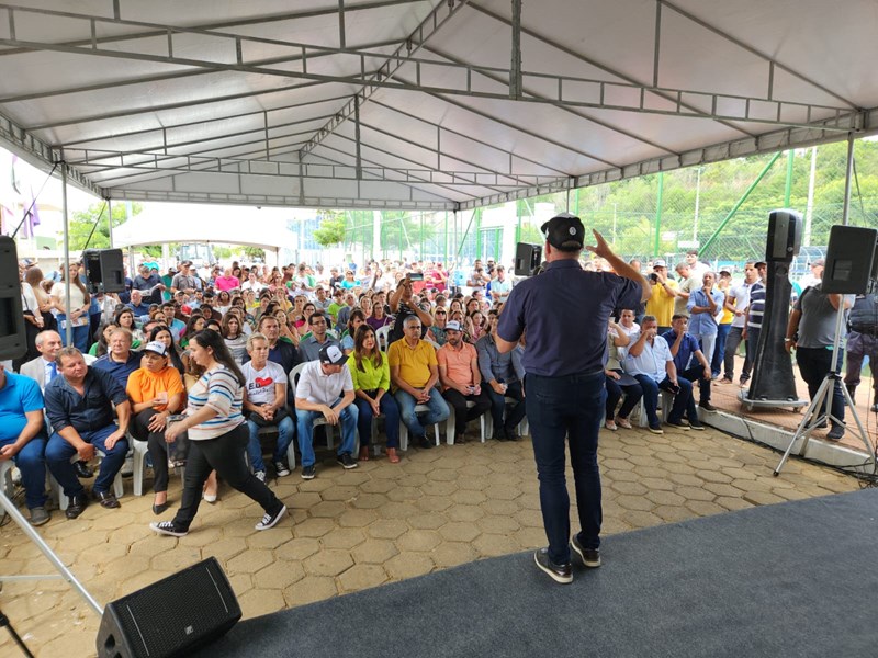 Casagrande inaugura obras e anuncia novos investimentos em Marilândia