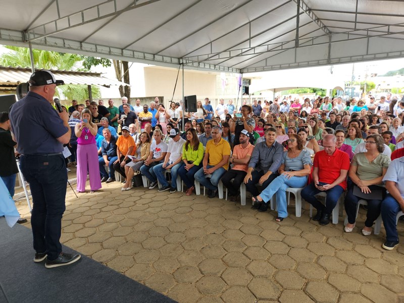 Casagrande inaugura obras e anuncia novos investimentos em Marilândia
