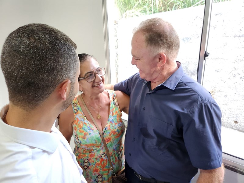 Governo entrega casas populares e anuncia novos investimentos em Viana