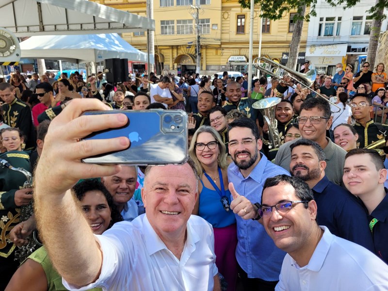 Casagrande inaugura obras e autoriza início de construção do Hospital do Câncer de Cachoeiro