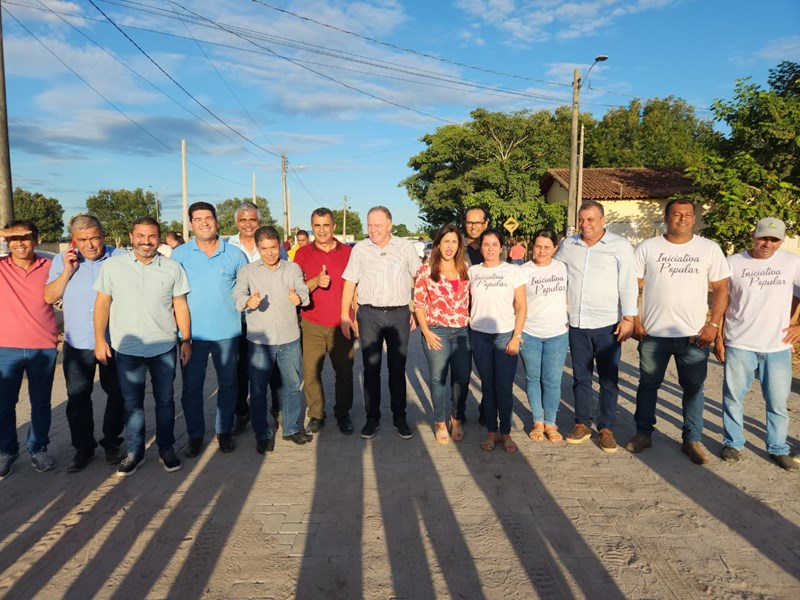 Governo entrega nova iluminação de estádio e recapeamento de ruas em Jaguaré