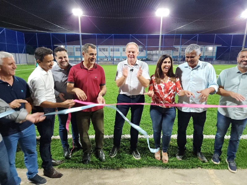Governo entrega nova iluminação de estádio e recapeamento de ruas em Jaguaré