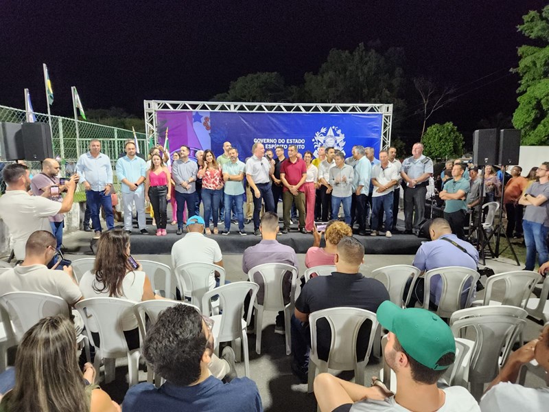 Governo entrega nova iluminação de estádio e recapeamento de ruas em Jaguaré