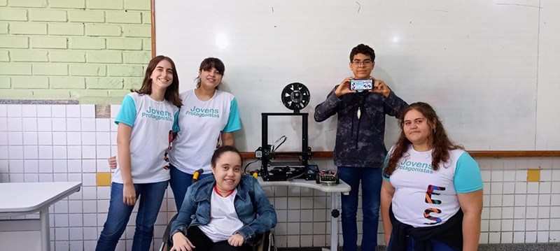 Alunos de Ibatiba utilizam impressora 3D para desenvolver projeto de Física