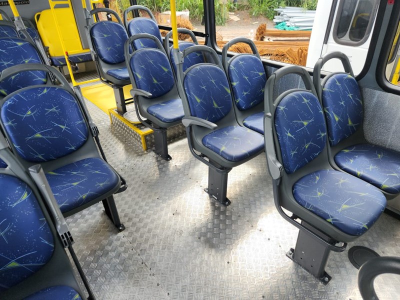 Governo avança obras do viaduto de Carapina e entrega novos ônibus do Transcol