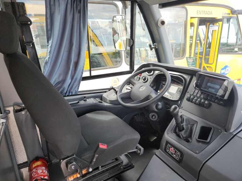 Governo avança obras do viaduto de Carapina e entrega novos ônibus do Transcol