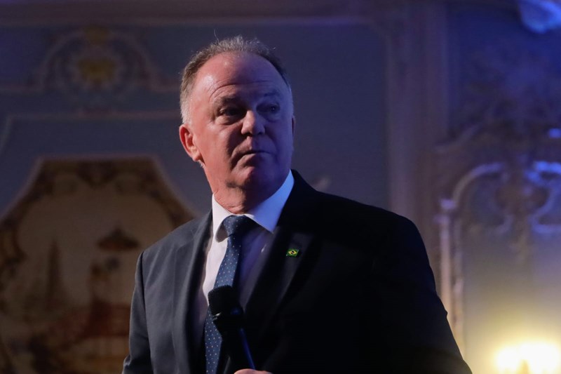 Casagrande fala sobre meio ambiente e potencialidades do Estado em evento na Inglaterra