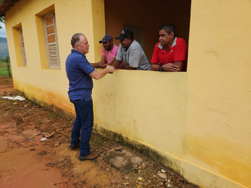 Governador inaugura obras de pavimentação asfáltica em Brejetuba