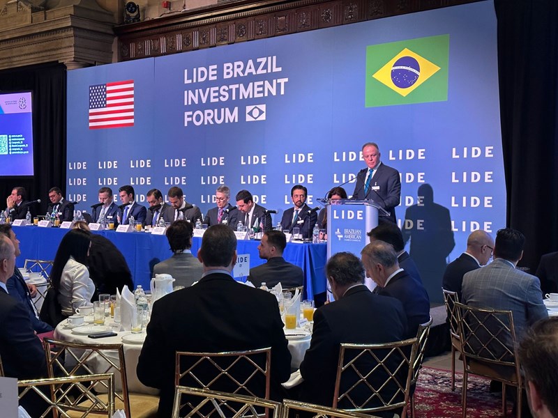 Casagrande fala sobre potencialidades do Espírito Santo em evento nos Estados Unidos