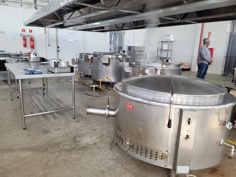 Governador visita cozinha integrada em funcionamento no Complexo de Xuri