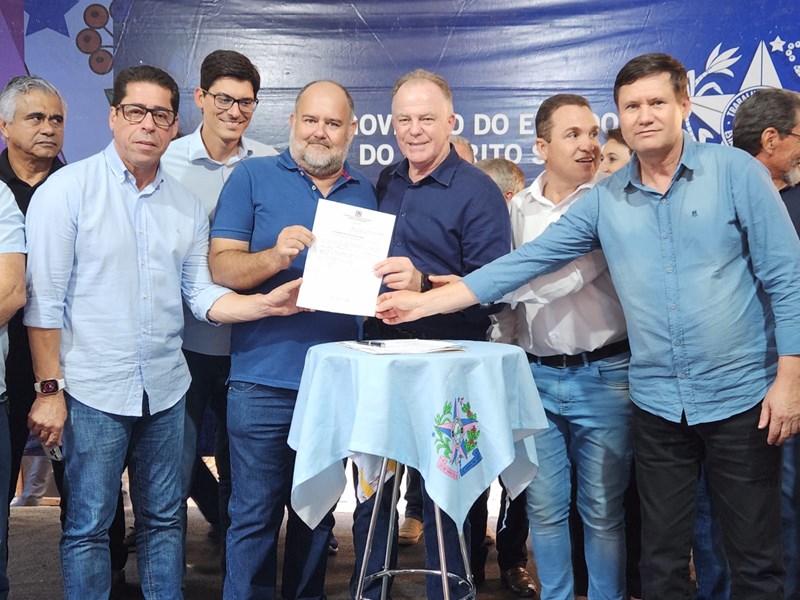Casagrande anuncia pavimentação de ruas e nova unidade de saúde em Pancas