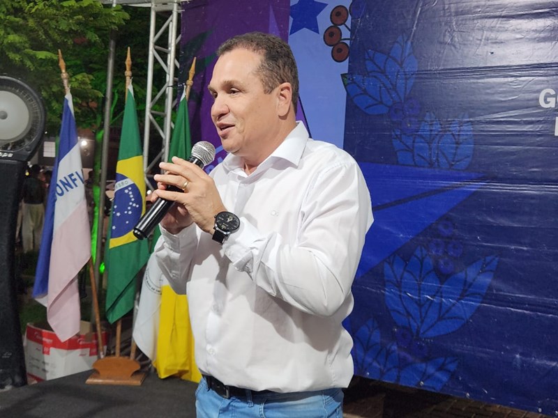 Casagrande anuncia pavimentação de ruas e nova unidade de saúde em Pancas