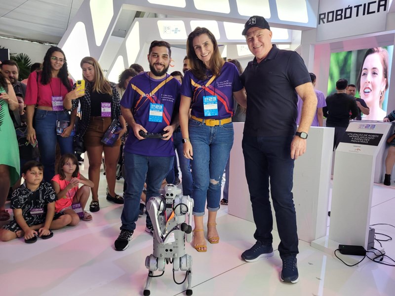 Governador do Estado visita feira de inovação em Vitória 