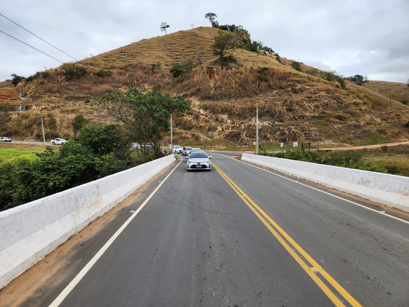 Governo do Estado entrega pavimentação da Rodovia ES-181 em Alegre