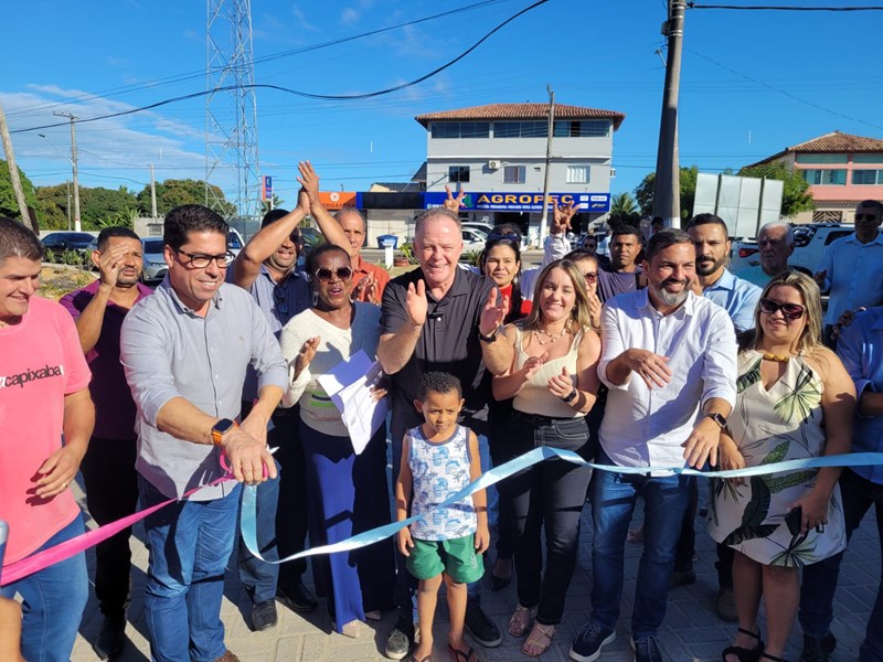 Governador entrega obras e anuncia novas ações em Conceição da Barra