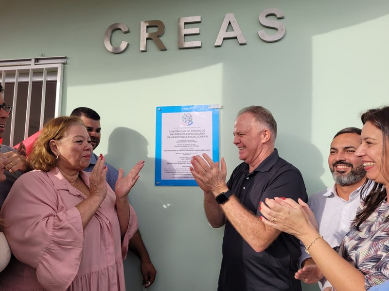 Governador entrega obras e anuncia novas ações em Conceição da Barra