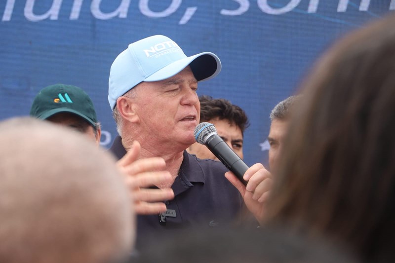 Governador inaugura viaduto e obras do Complexo Viário de Carapina