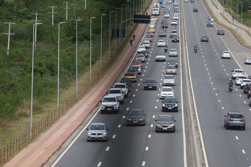 Governador inaugura viaduto e obras do Complexo Viário de Carapina