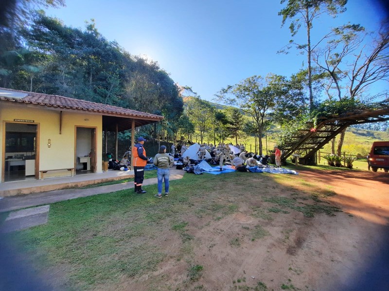 Parque Forno Grande é utilizado para treinamento de buscas dos bombeiros