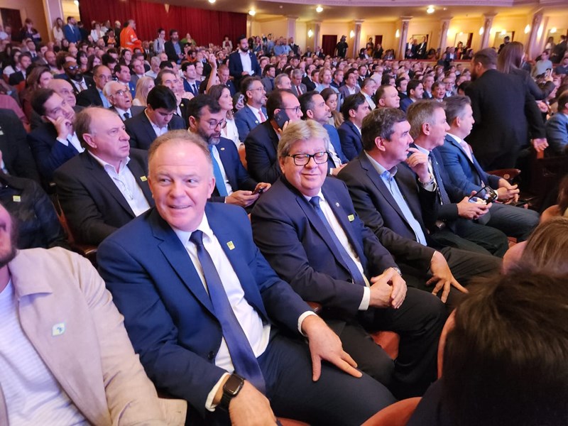 Governador participa do anúncio de novas obras federais no Espírito Santo