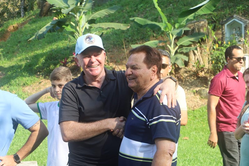 Governador inaugura obras e anuncia novos investimentos em Alfredo Chaves