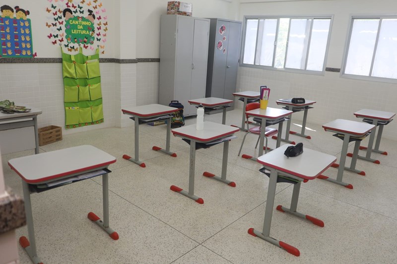 Governador inaugura obras e anuncia novos investimentos em Alfredo Chaves