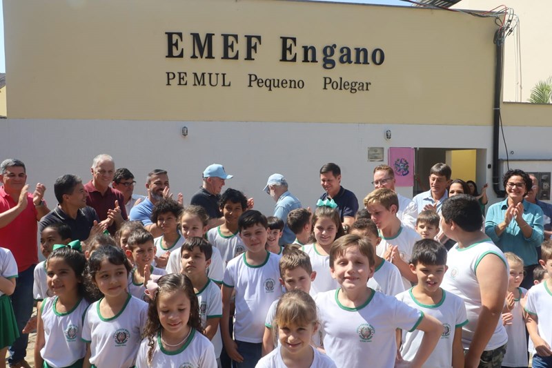 Governador inaugura obras e anuncia novos investimentos em Alfredo Chaves