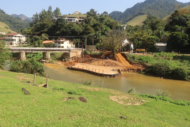 Governador inaugura obras e anuncia novos investimentos em Alfredo Chaves