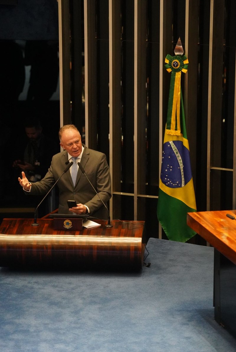 Governador Casagrande participa de debate sobre Reforma Tributária no Senado Federal