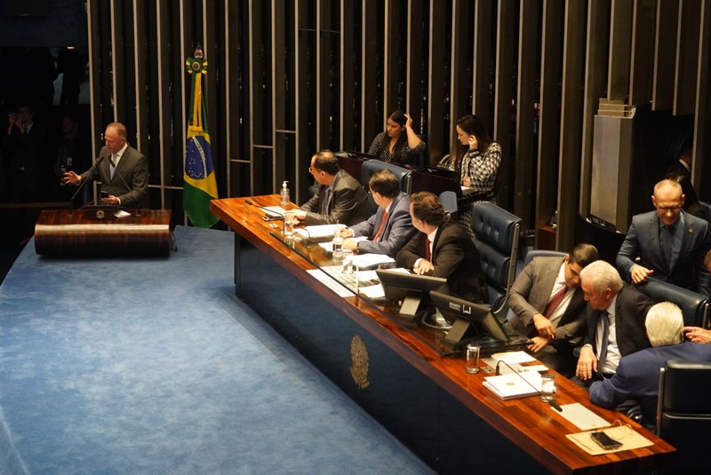 Governador Casagrande participa de debate sobre Reforma Tributária no Senado Federal
