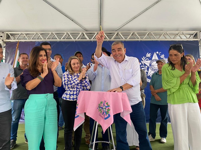Governo do Estado inaugura obras e anuncia novos investimentos em Ecoporanga