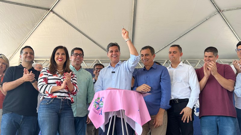 Governo inaugura pavimentação de ruas e anuncia novas obras em Jaguaré