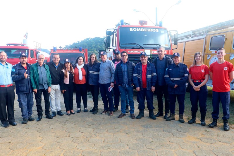 Governador inaugura nova Ciretran e obras de saneamento em Santa Maria de Jetibá