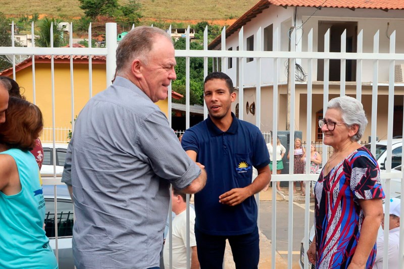 Governo do Estado inaugura obras de calçamento rural e novo Creas de Itarana