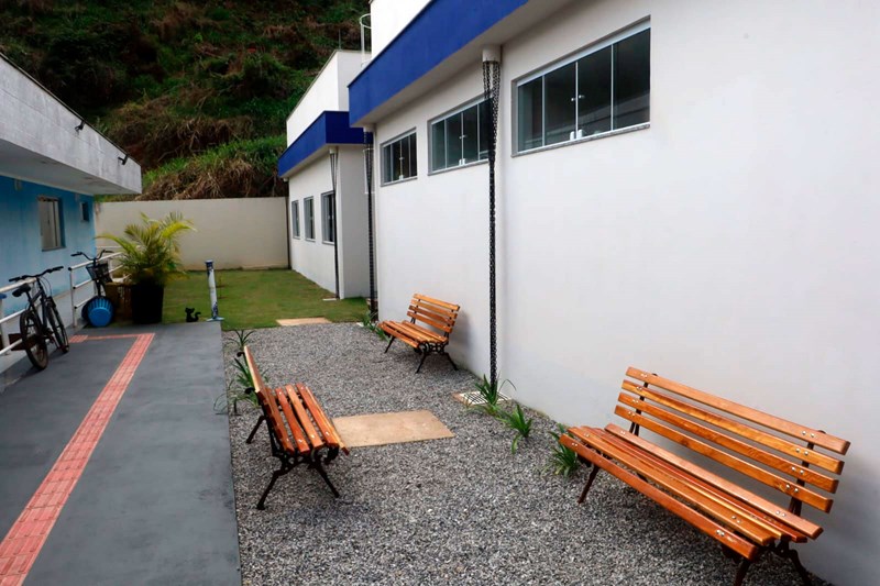 Governo do Estado inaugura obras de calçamento rural e novo Creas de Itarana