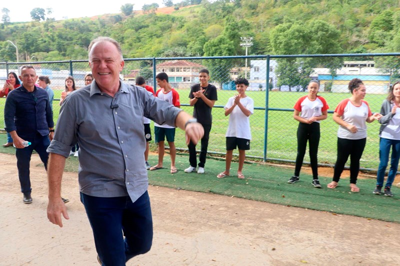 Governo do Estado inaugura obras de calçamento rural e novo Creas de Itarana