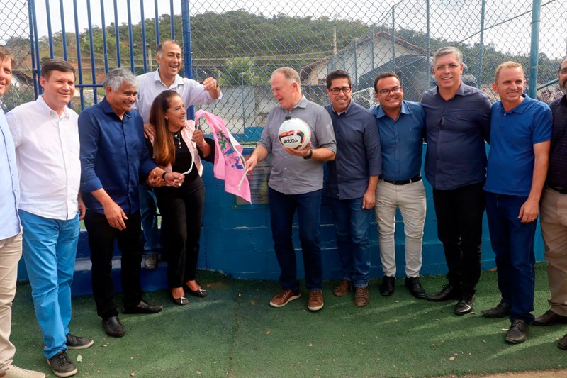 Governo do Estado inaugura obras de calçamento rural e novo Creas de Itarana